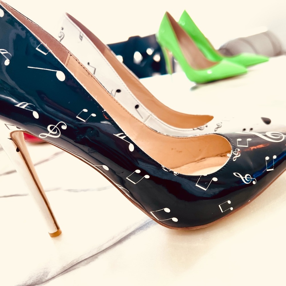 Music note pumps